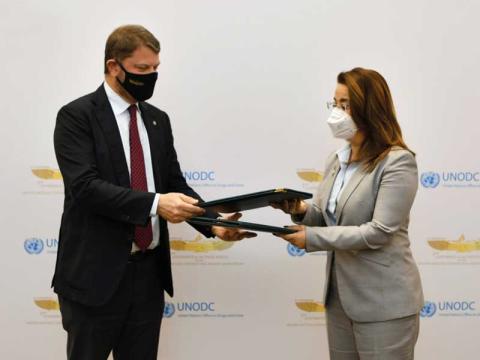 PAM President signs MoU with UNODC Executive Director